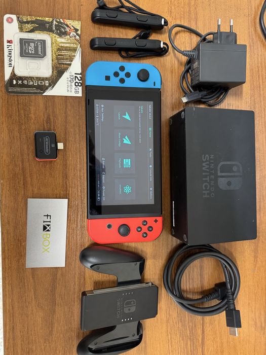 RCM Nintendo Switch V1 128gb с Kefir и много игри