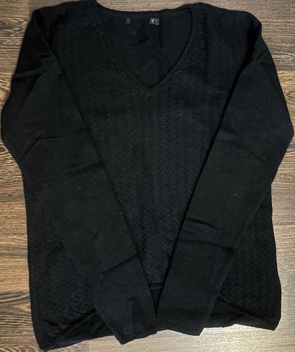 Uniqlo,Benetton пуловери и жилетки 100% вълна