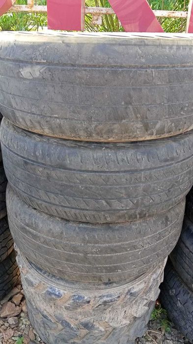 Продам шины 275/55R20