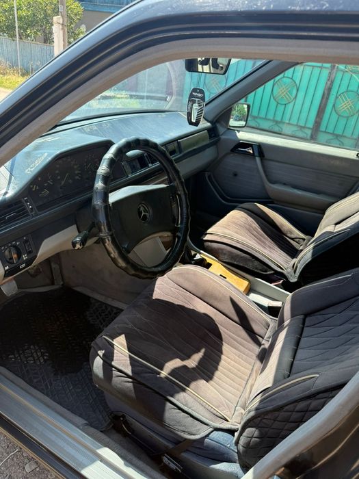 Mercedes 124 в хорошем состоянии