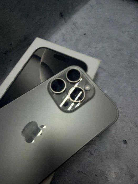 Apple iPhone 16 Pro.Жезказган Сейфуллина 53 Досжан(123/7806)