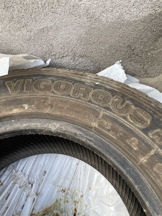 Продам резину б/у