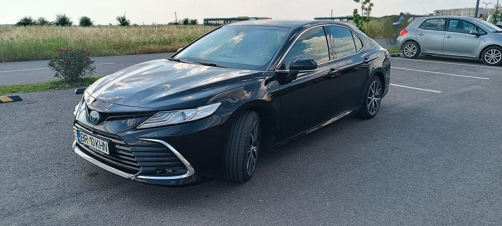 Toyota Camry Exclusive