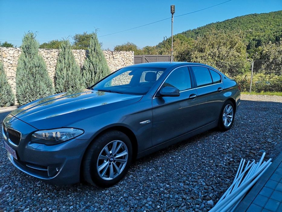 BMW 528i 245 CP/2012