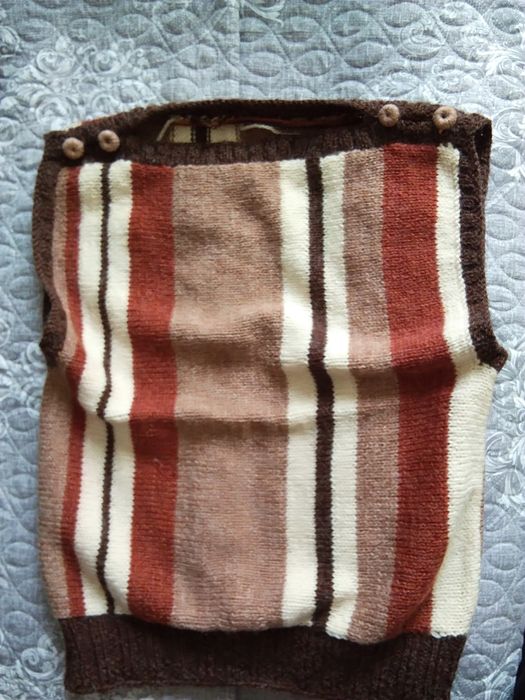 Вязаная шаль кофта и другие теплые