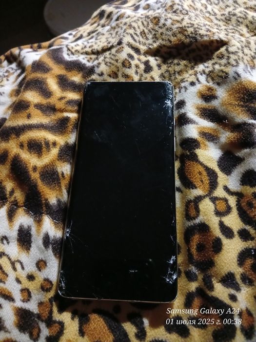 Флагман OnePlus 8 на запчасти. Пишите
