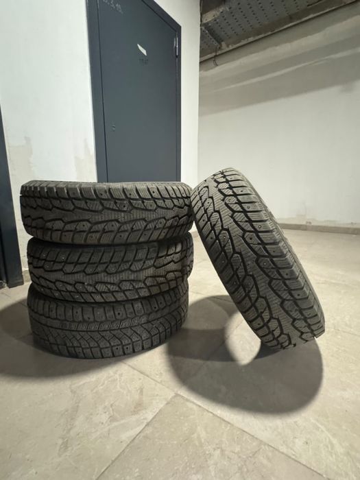 Продам зимние шины