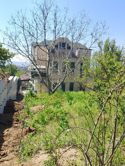 Продава се Парцел в Варна, Операта - 300 кв.м за 84 €/кв.м - Снимка #1