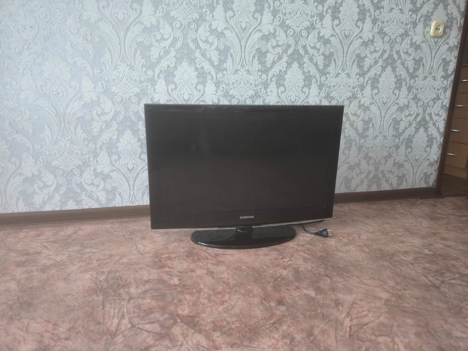 Телевизор samsung