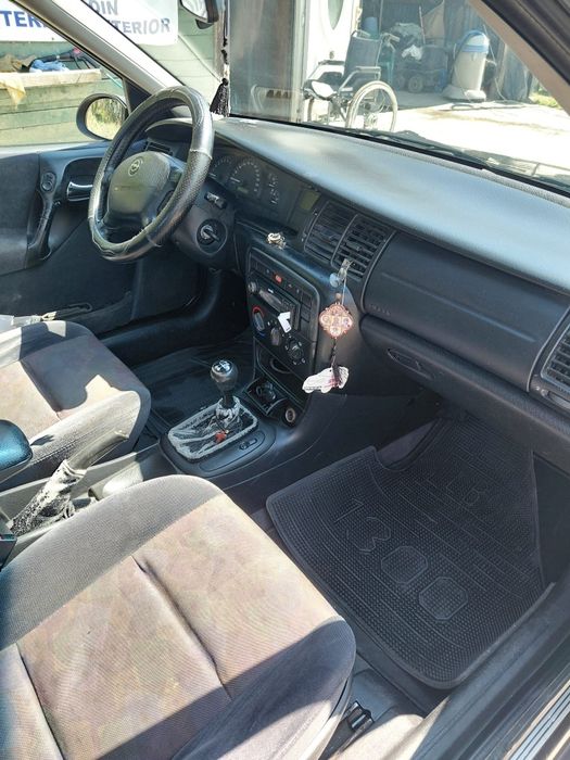 Opel Vectra 1,6 16 valve benzina