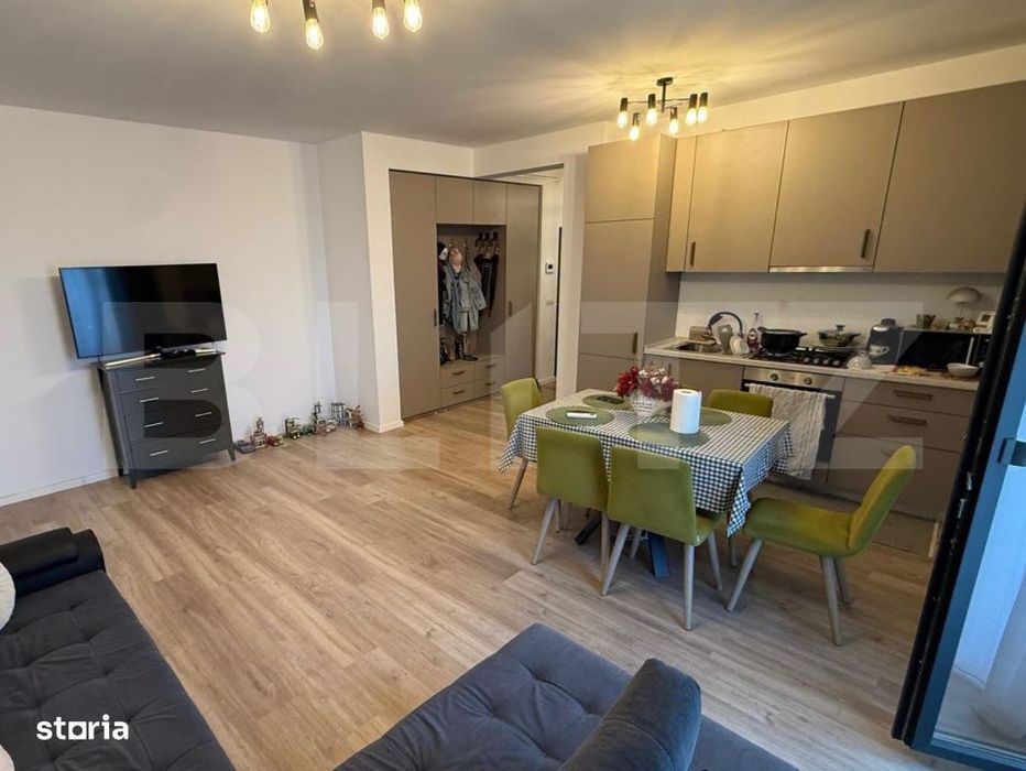 Apartament 3 camere cu parcare inclusa, zona Carpati 2