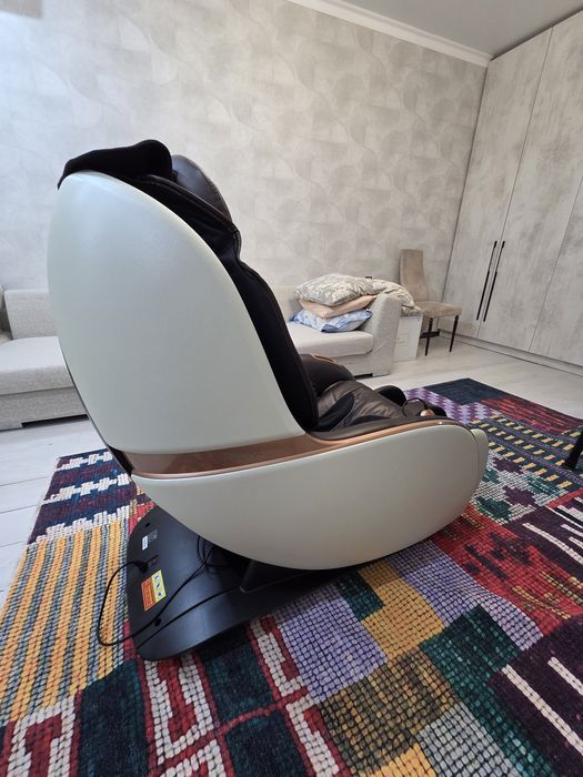 Массажное кресло