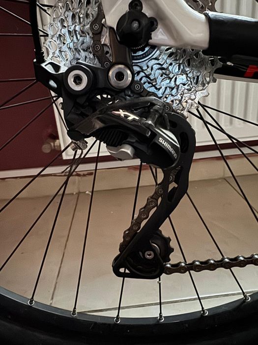 Bicicleta Focus Raven M Amanet BKG