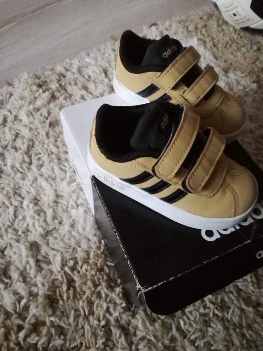 маратонки АДИДАС N20 12см.