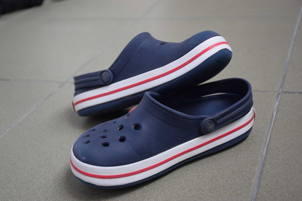 Crocs за момче размер C12 и сандалки Ecco 31 размер