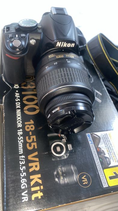 Camera foto Nikon D3100 cu 18-55mm vr