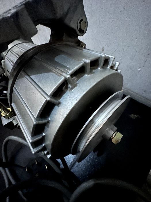 LIMI-STOP Z  Mitsubishiy швейной мотор митсубишший