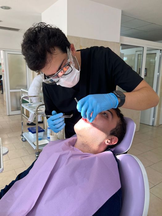 Изгодни Стоматологични процедури и безплатни прегледи деца и възрастни