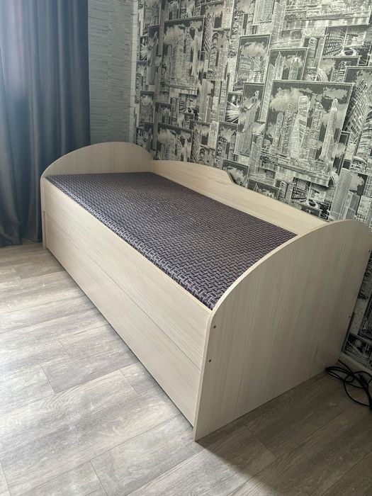 Срочно продам мебель в детскую