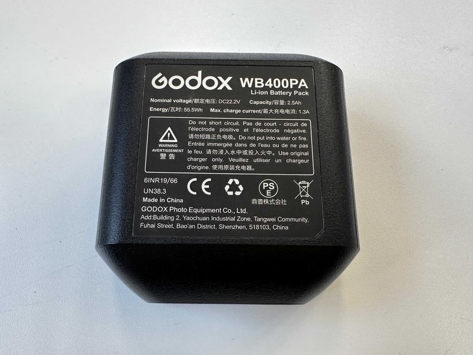 Godox AD400 Pro светкавица