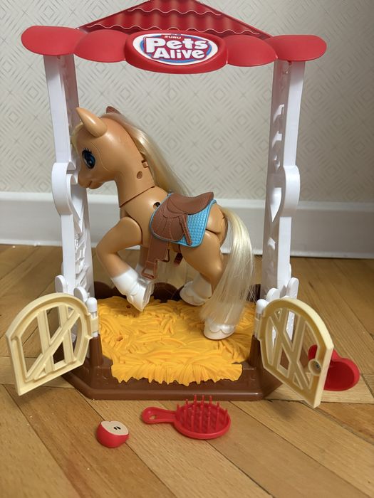 Интерактивная лошадь pets alive