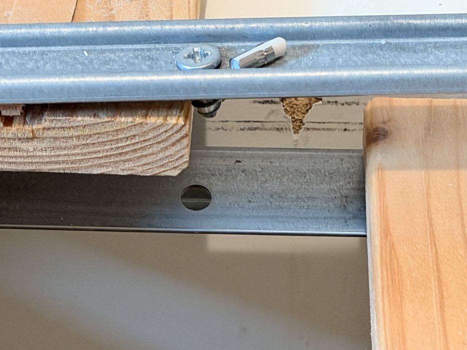 Vand pat Divan Hemnes IKEA - necesita reparatii si dezasamblare