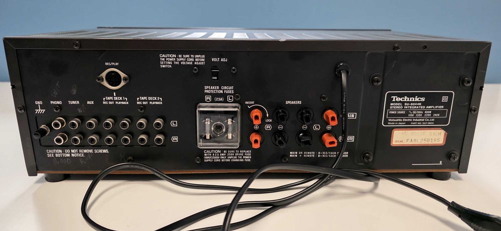 Amplificator Technics SU 8044K