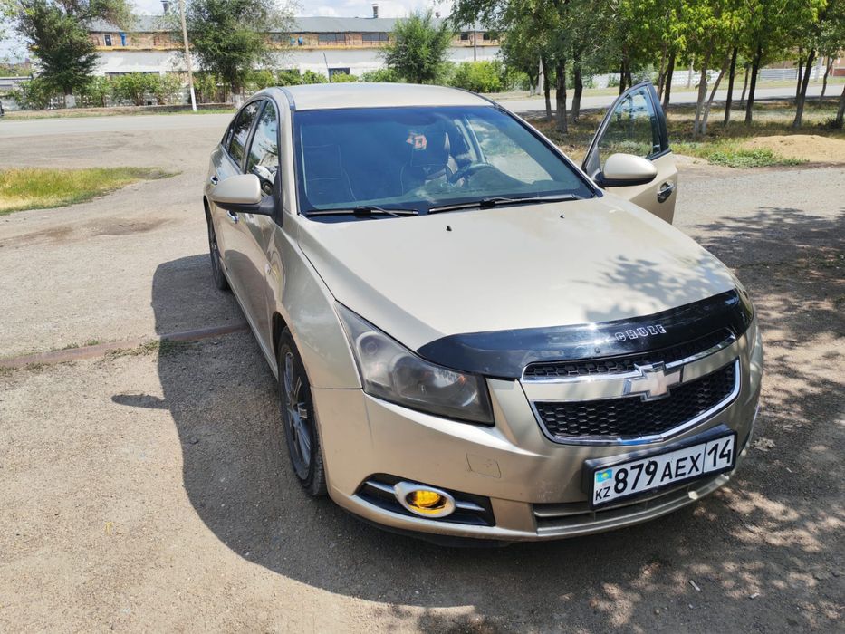 Продам Chevrolet Cruze 2010 год