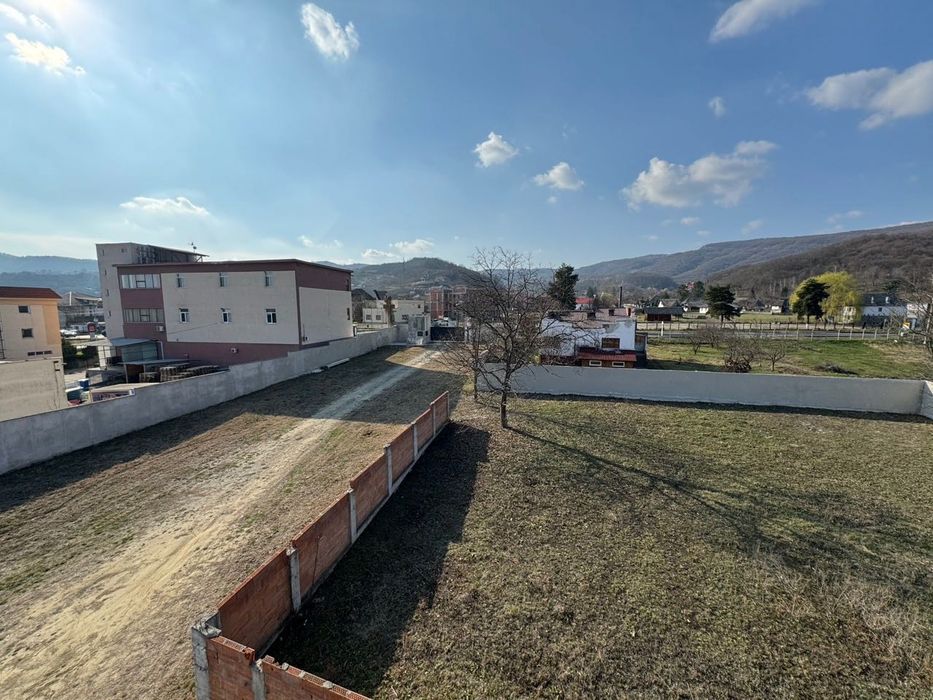 Teren 6129 MP + clădire 1720mp,  Muzeul Satului Vâlcea - Bujoreni