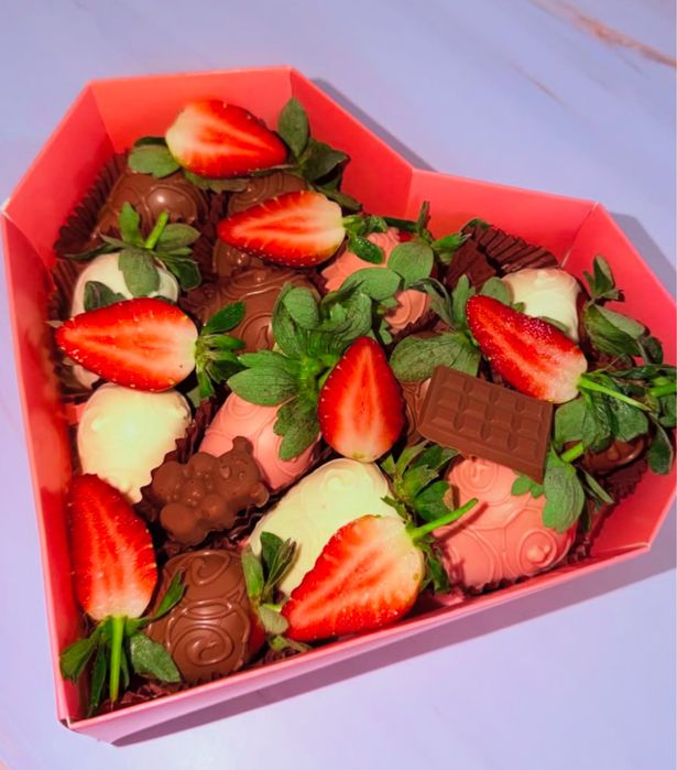 клубника в шоколаде