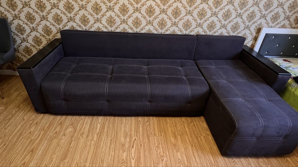 Іші ашыладытын дйван сатылады