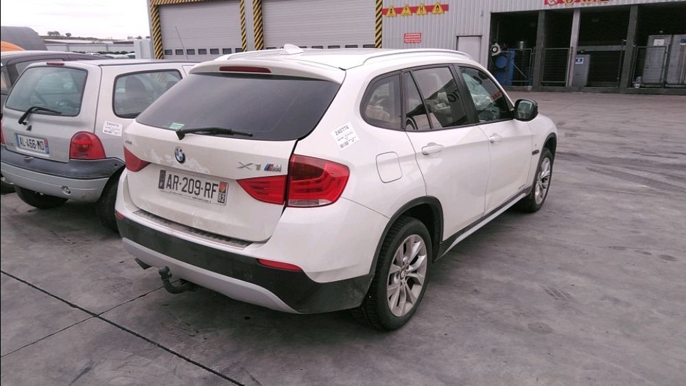 Bmw x1 e84 2.0 x-drive 177 НА ЧАСТИ ( бмв х1 е84 2.0хд 177 коня ръчка