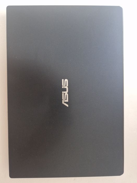 Компактный, тонкий мини ноутбук