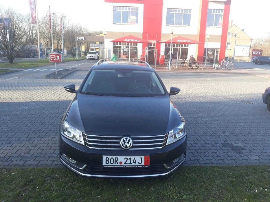 VW Passat 2.0 TDI BlueMotion, 140 CP,Xenon, Full LED, Keyless, Euro 5,stare f buna