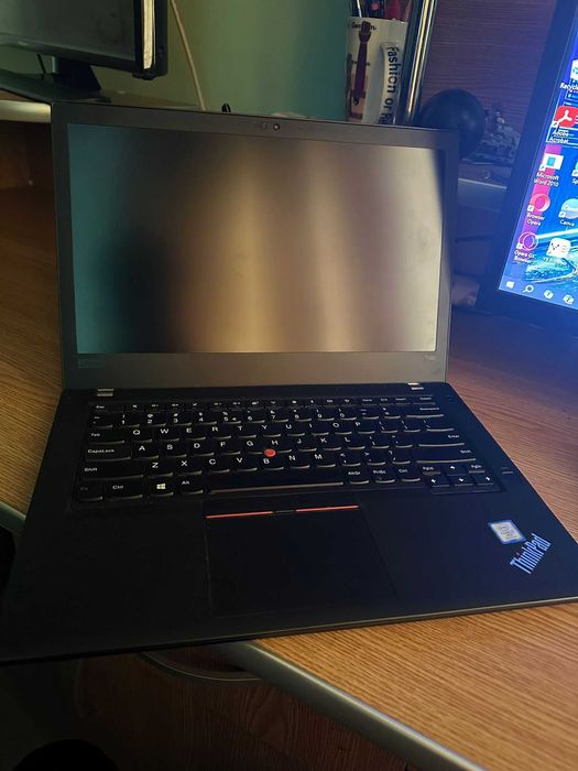 Lenovo ThinkPad T480 – i7 / 32GB RAM / 256 GB SSD pentru piese sau reparat
