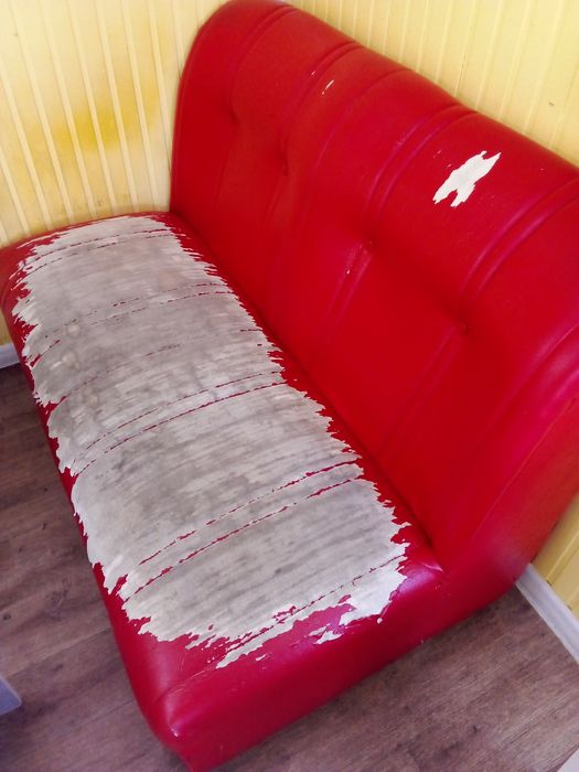 Диван таза сатылады срочно налогывыйда тур