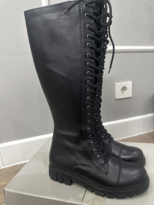 Продам осенние сапоги