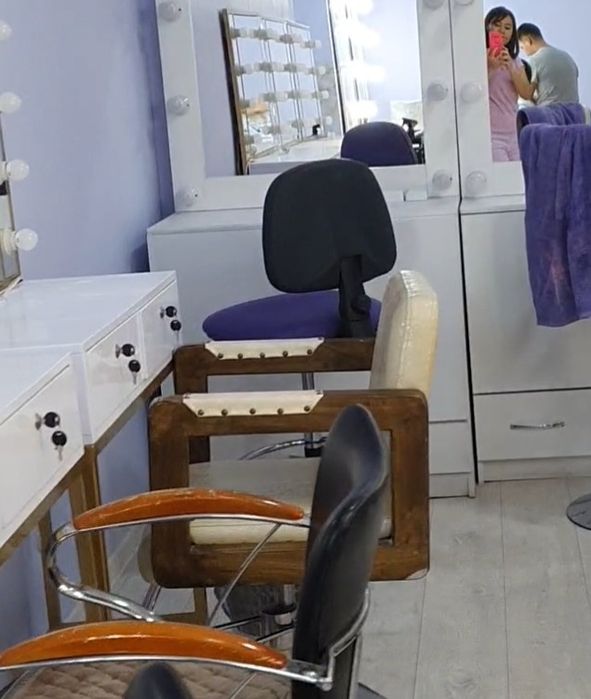 Кресло стул парикмахера салон