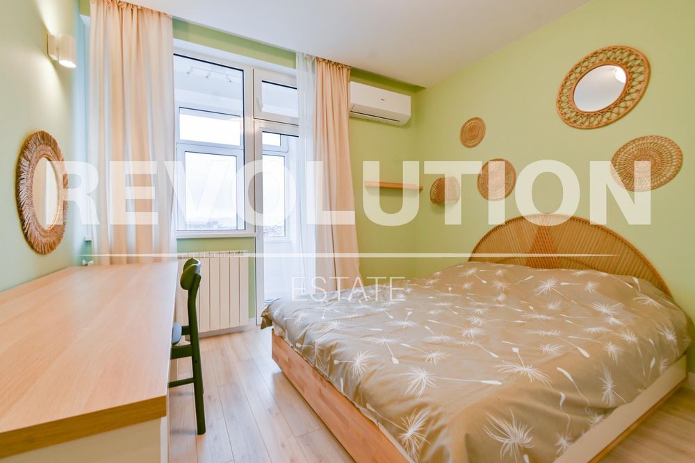 Дава се под наем Тристаен апартамент в София, Център - 90 кв.м за 1300 € - Снимка #5