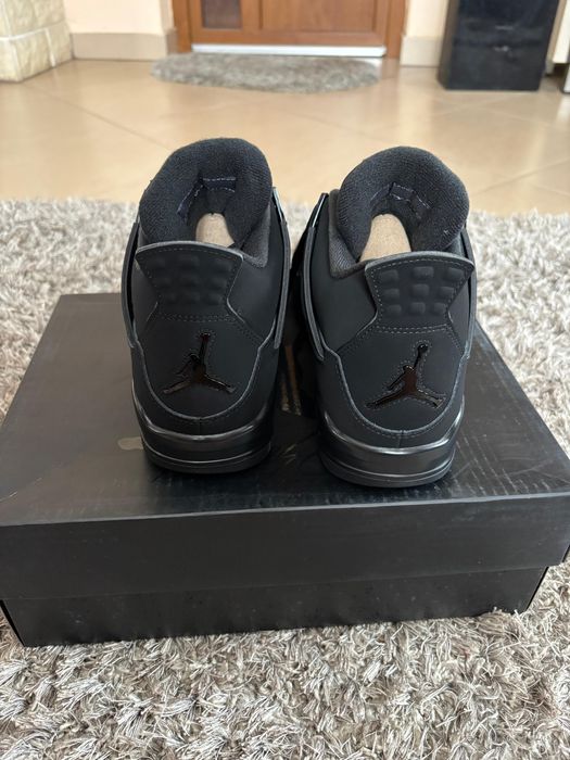 Air Jordan 4 “Black cat” -42,5 / 43