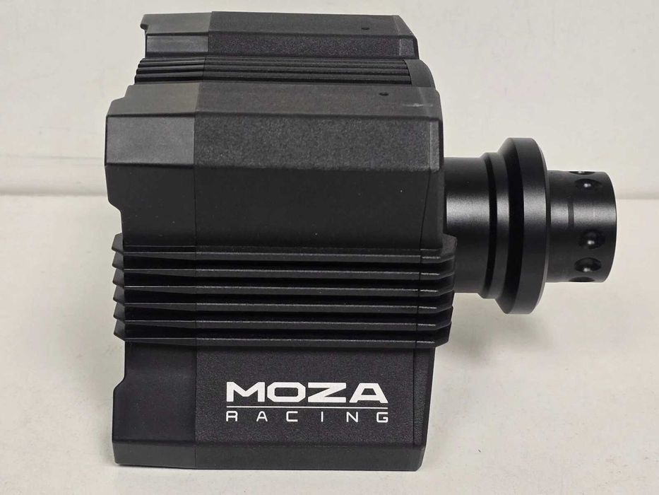 Продам базу руля Moza R5