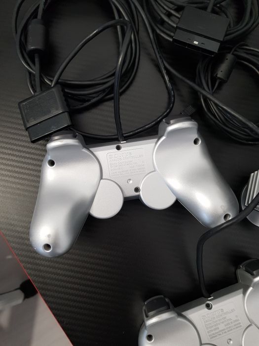 PlayStation 2 Slim Silver - 2 manete originale + Cameră EyeToy set complet