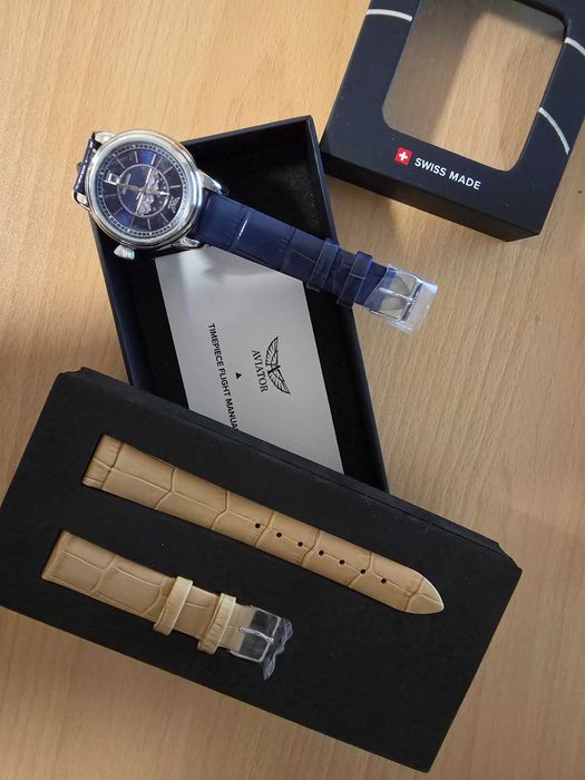 Aviator Moonlight Swiss Exclusive Ladies' Watch Set