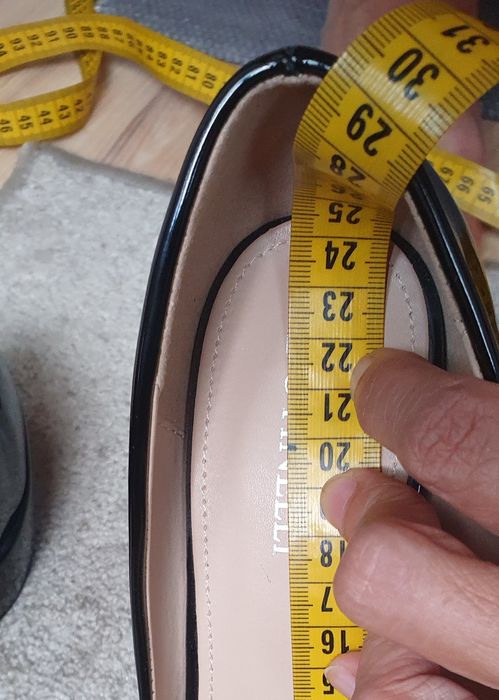 Pantofi cu toc 39