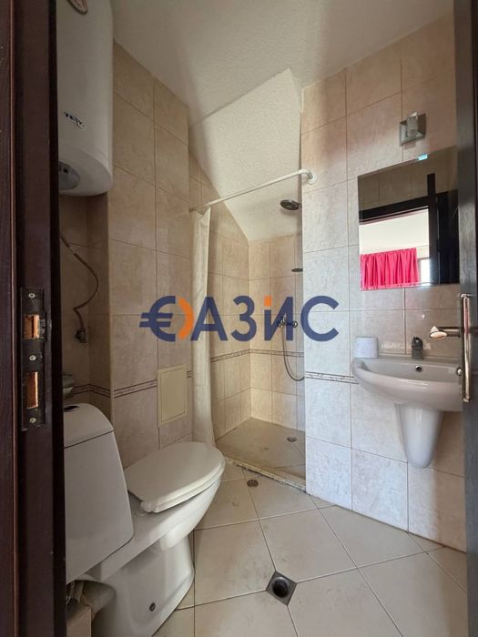 Продава се Тристаен апартамент в с. Кошарица, Област Бургас - 103 кв.м за 488 €/кв.м - Снимка #10