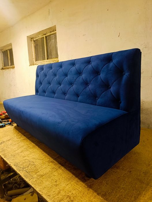 Диваны для кафе и офиса. Кухонные .