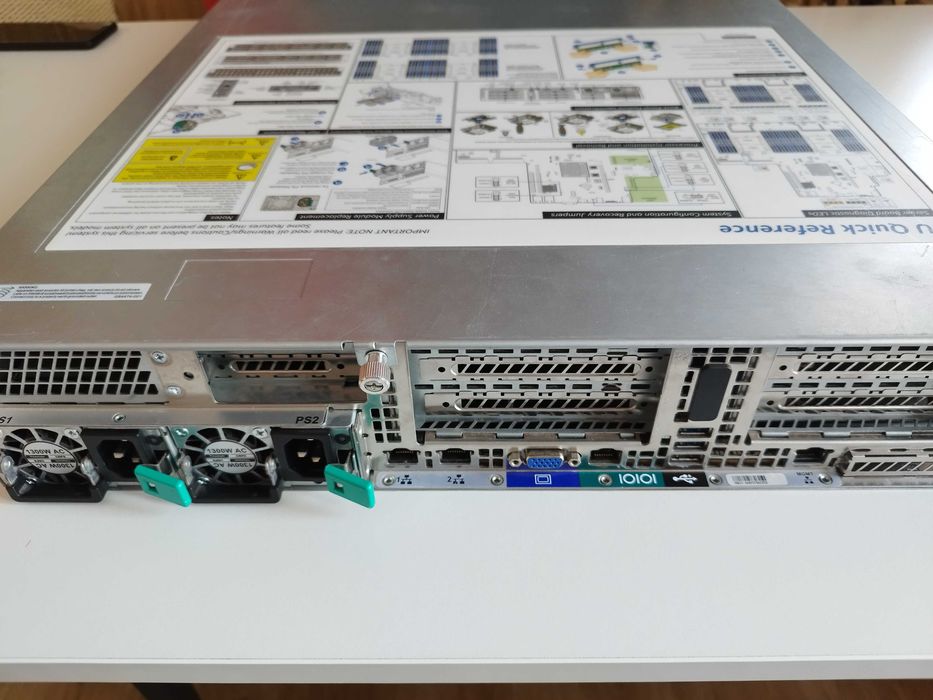 Server 2x Intel 4208 (16C 32T), 16GB DDR4 ECC RDIMM, 10 Gbps networking, 8x 2.5" tray, 2x M.2 nvme, 2xPSU