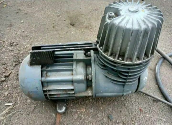 Продам компрессор