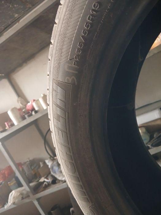 Michelin235/55R19, Dunlop 265/60 R18 б/у