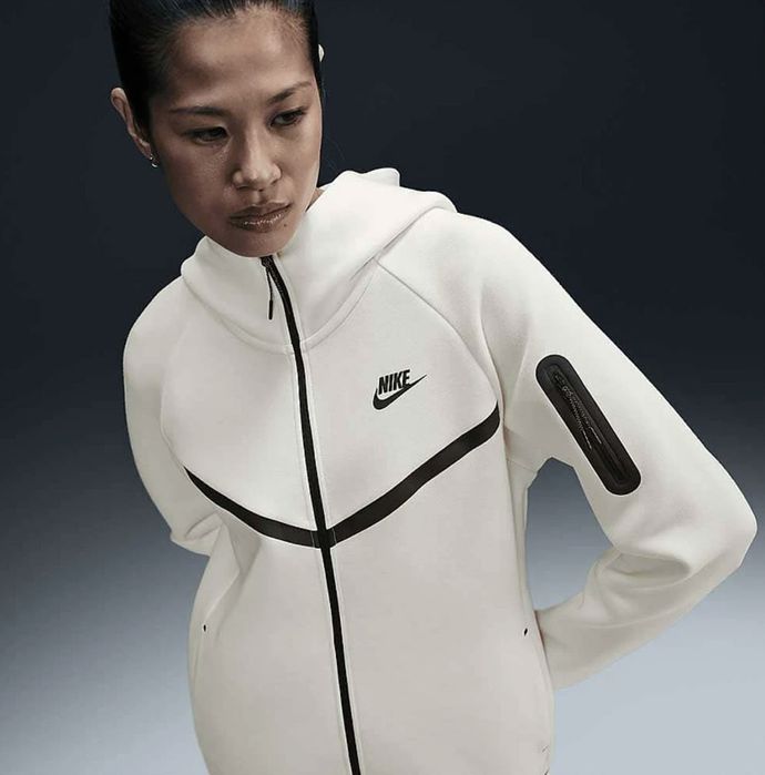 Спортен екип Nike  NSW TCH FLC WR FZ HDY 2 КРЕМАВО